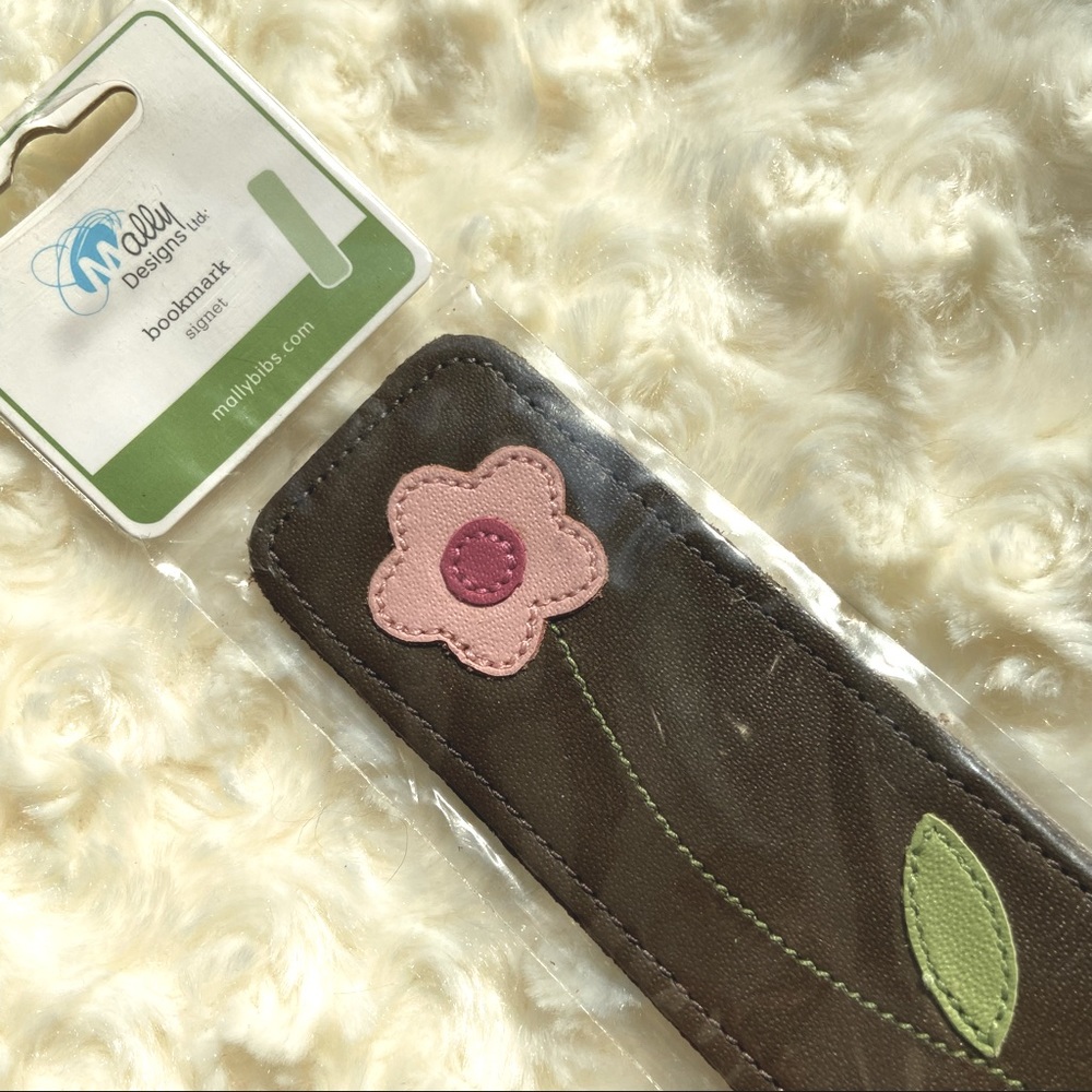 Genuine Leather Bookmark - Flower